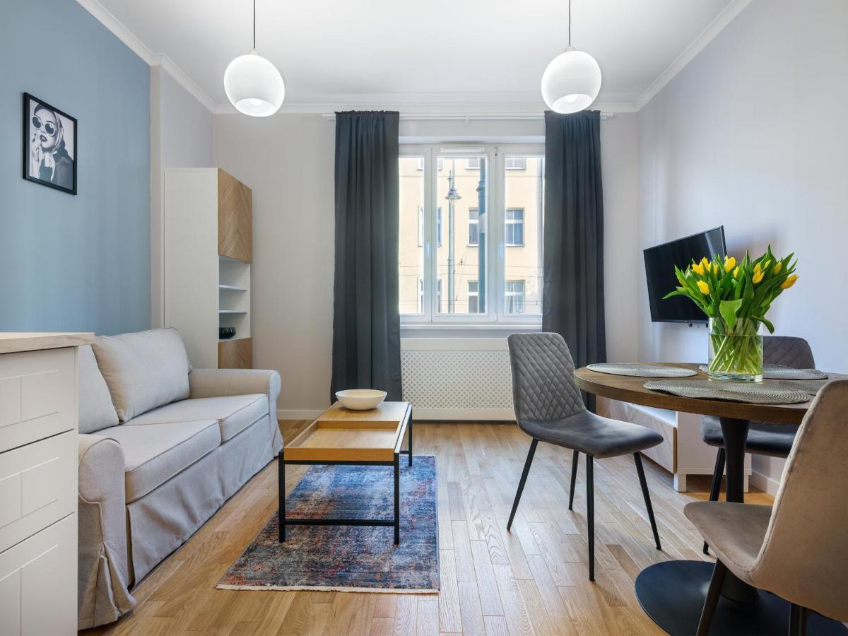 Tyzenhauz Rakowicka Street Apartment Krakow