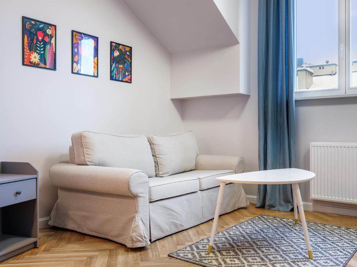Apartment Tyzenhauz Rakowicka Street *