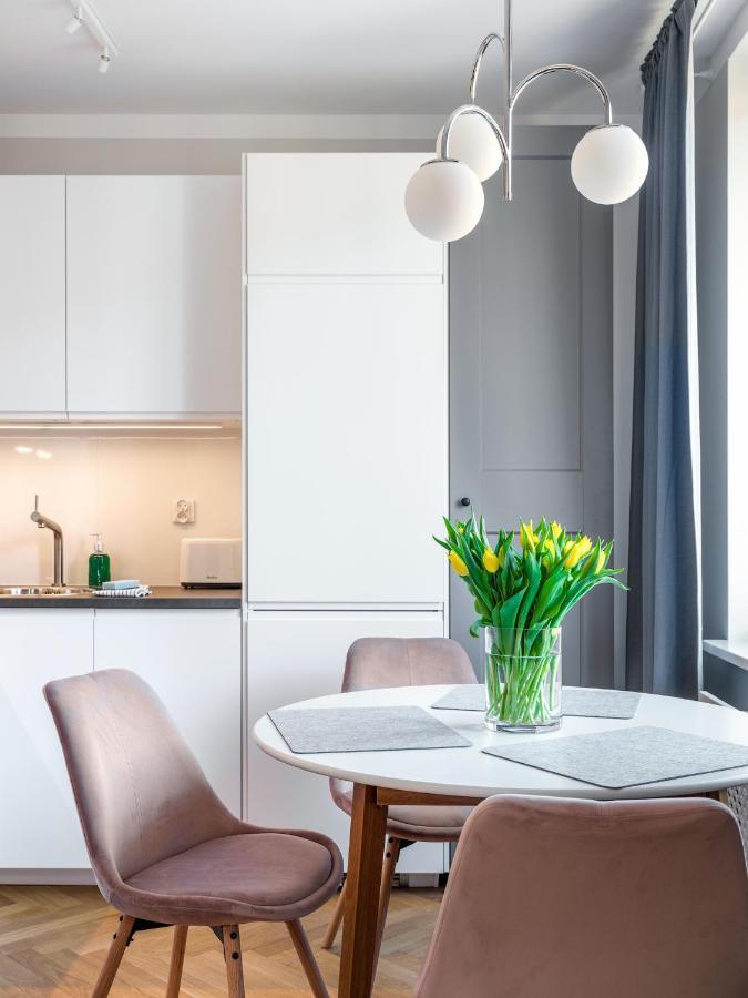 Tyzenhauz Rakowicka Street Apartment Krakow