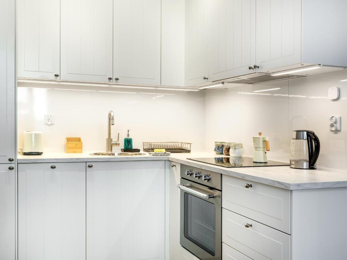 Tyzenhauz Rakowicka Street Apartment Krakow